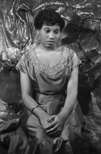 Leontyne Price (1955) Photo by Carl Van Vechten, From "O, Write My Name': American Portraits, Harlem Heroes.